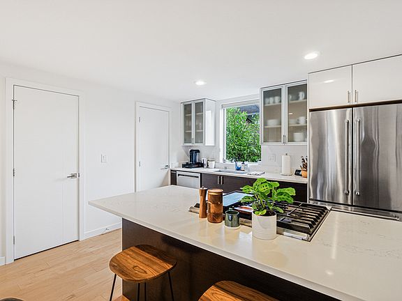 5th image of 6318 26th Ave NW