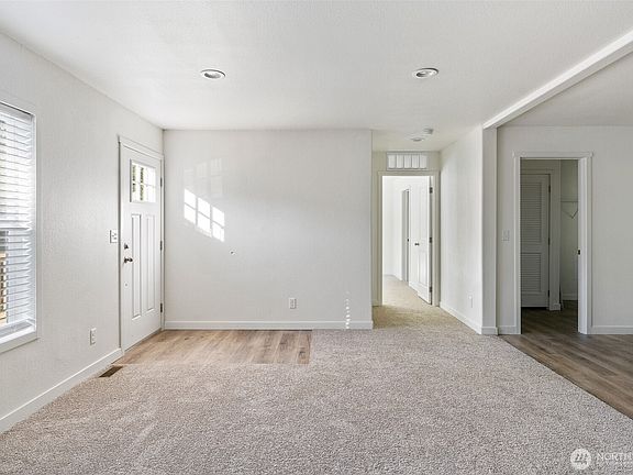 4th image of 23011 36th Street NE