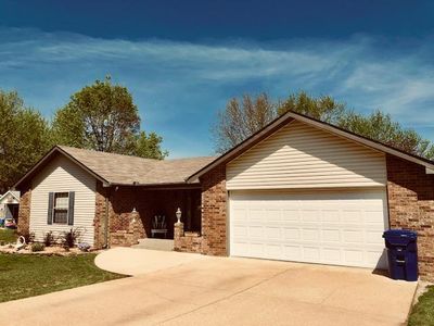 1000 Hubbard St, Mountain Grove, MO, 65711
