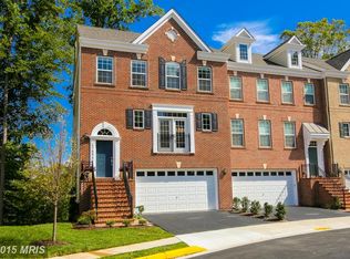47654 Leopards Chase Ter, Sterling, VA 20165