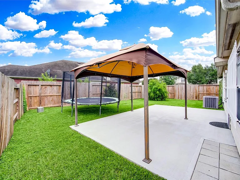 14027 Coveney Dr — Photo 46