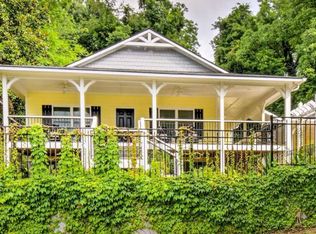 255 S Grove St, Dahlonega, GA 30533