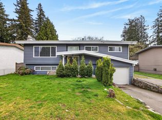 2924 Old Clayburn Rd, Abbotsford, BC V2S 4G7