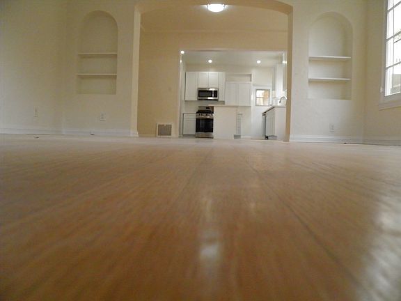 5th image of 922 S Orange Grove Ave #922