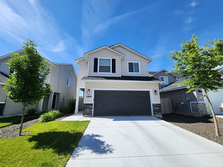 2308 Oxon St — Photo 1
