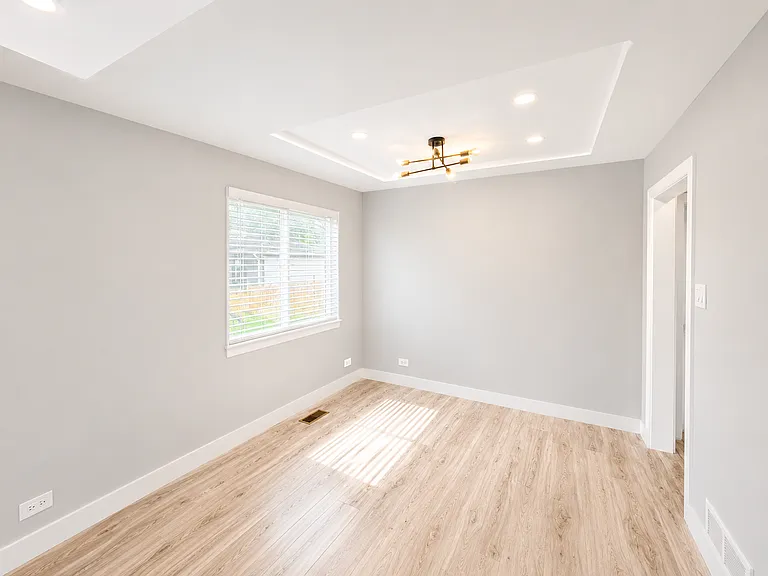 2442 E 19th Ave — Photo 5