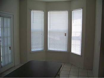 5th image of 2252 Beach Dr
