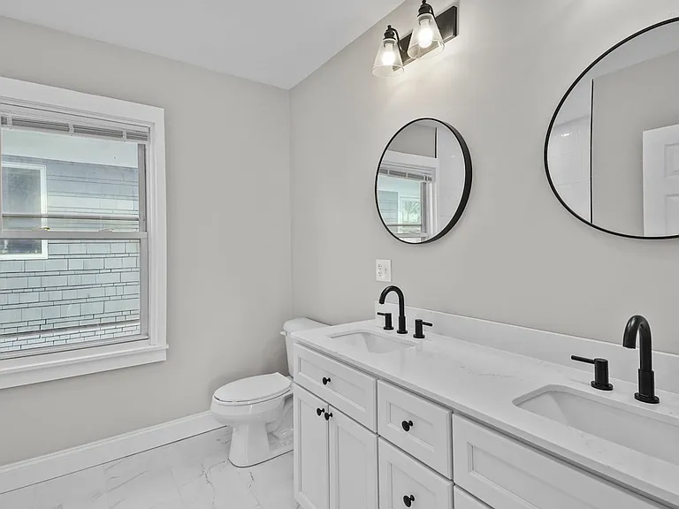 460 Eaton St #1 — Photo 21