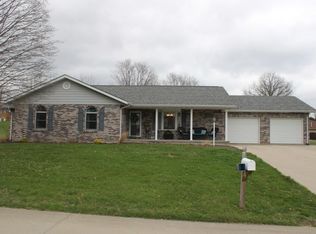3602 Bettina Ln, Macon, MO 63552
