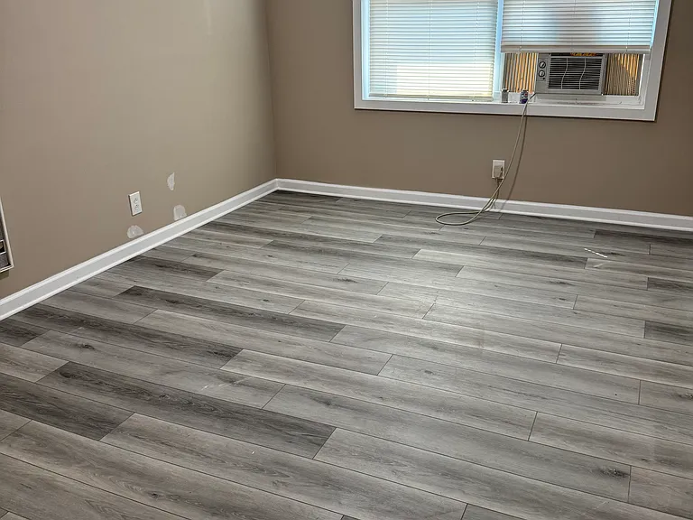 355 Fairview Ave #4 — Photo 4