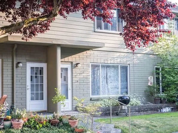 4838 Terrace Dr NE, Seattle, WA