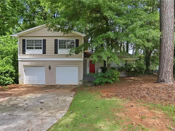 2296 Aurie Dr, Decatur, GA 30034