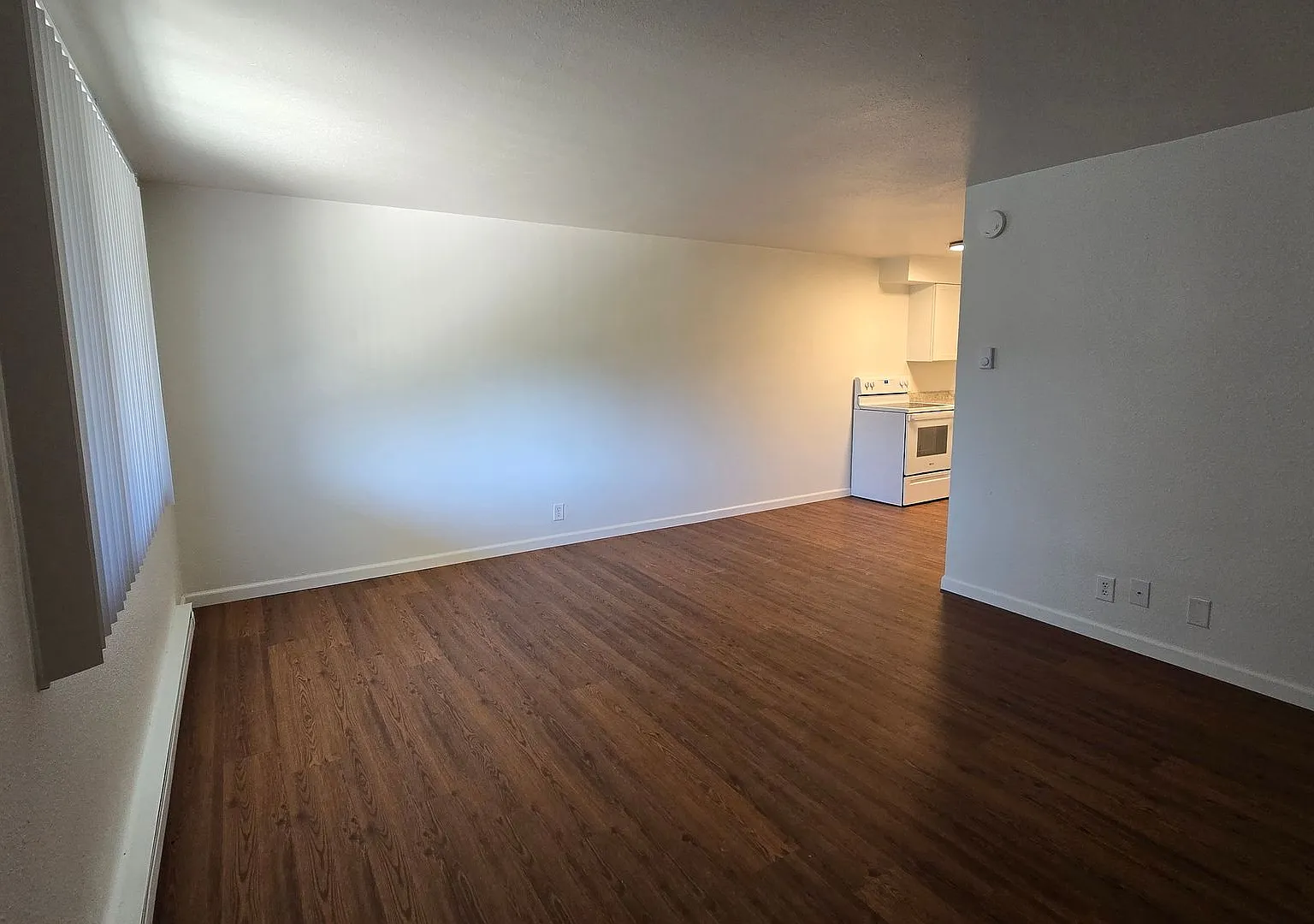 1627 West 7th — Photo 3