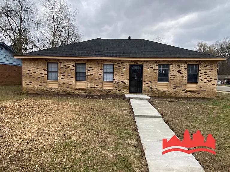 3935 Battlefield Dr — Photo 1