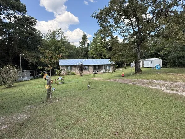 379 County Road 1, Banks, AL 36005