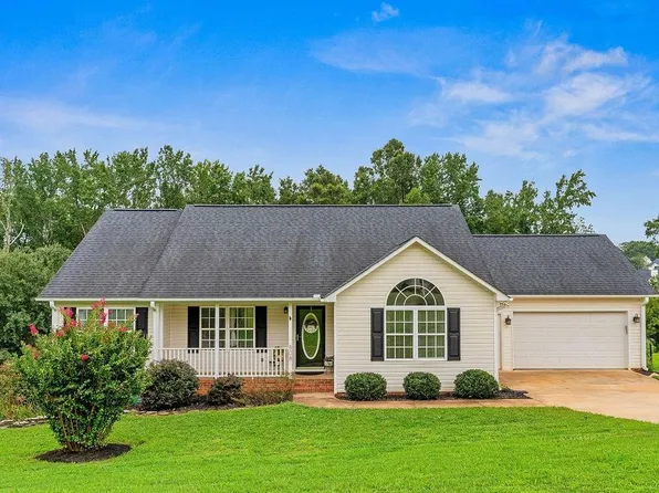 808 N Alderwood Rd, Woodruff, SC 29388