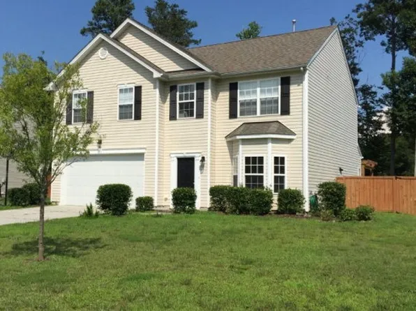 7159 Vaden Dr, Gloucester, VA 23061