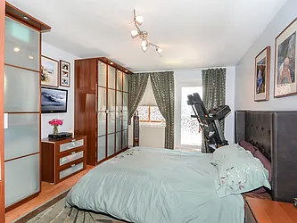 Sold by Robert E. Hill 