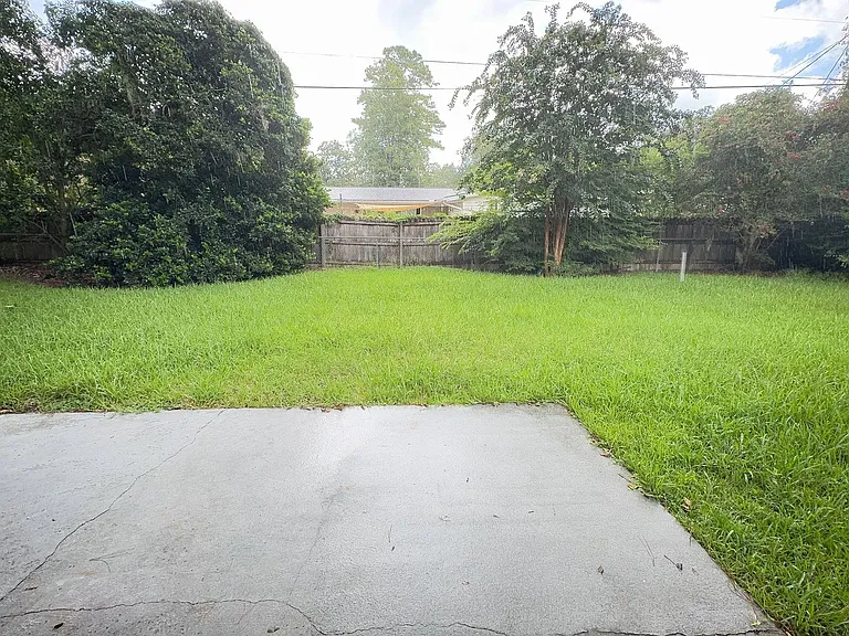 3330 NW 27th Ave — Photo 12