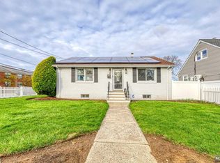 262 Lakeview Ave, Paterson, NJ 07503