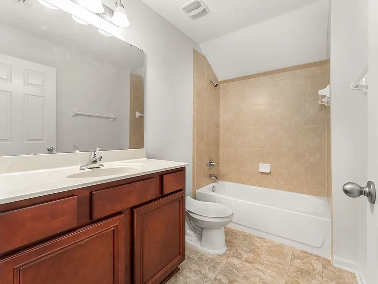 8223 NW 53rd St — Photo 22
