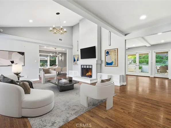 3148 Barbara Ct, Los Angeles, CA 90068