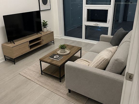 2nd image of 2033 Kennedy Rd #3006
