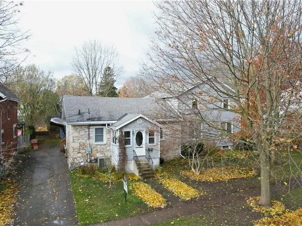 69 Nottingham St, Guelph, ON N1H 3M9