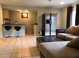 274 Barwynne Ln #1R, Wynnewood, PA 19096