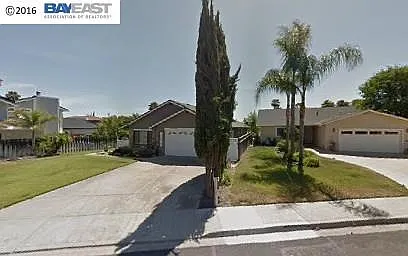 1015 Discovery Bay Blvd photo 1