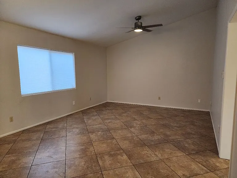 4108 N 105th Dr — Photo 10