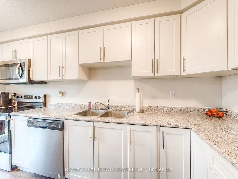 24 Morrison Rd #C7 — Photo 20