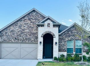 7504 Cherry Blossom Ln, Aubrey, TX 76227