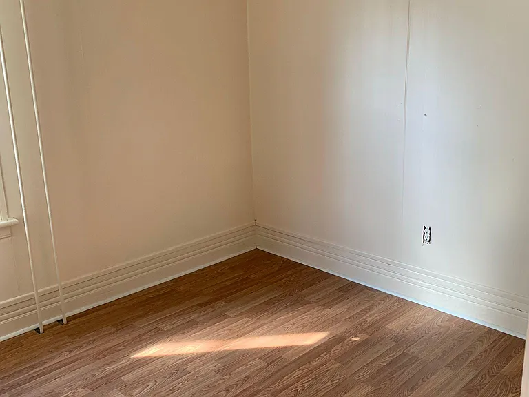 Bedroom #1