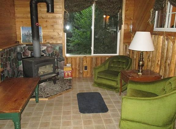 5th image of 28754 Dahlia Dr NW