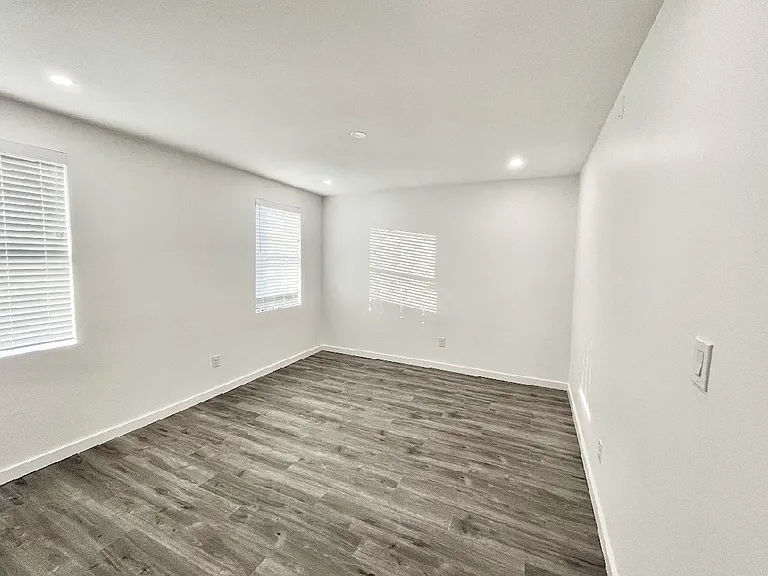 1257 S 23rd St #1 — Photo 4
