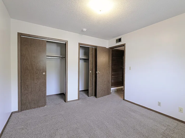 1728 S 14th St #13 — Photo 14