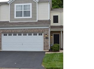 608 Kingston Terrace Ct, Saint Charles, MO 63301