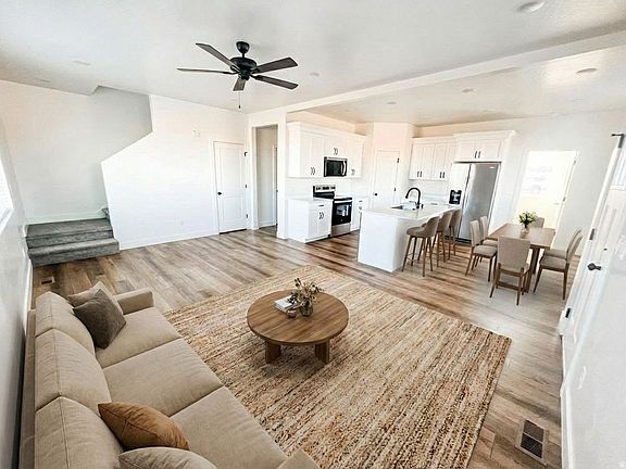 4th image of 528 W 2000 S