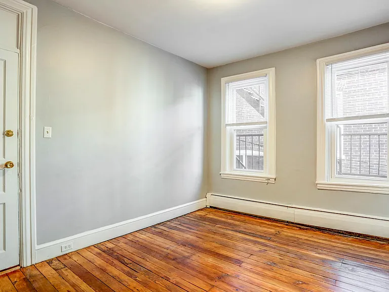819 Columbia Ave #4 — Photo 4