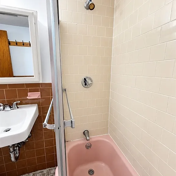685 Moody St #11 — Photo 14