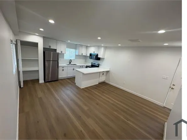 1307 E 46th St #1305-5, Los Angeles, CA 90011