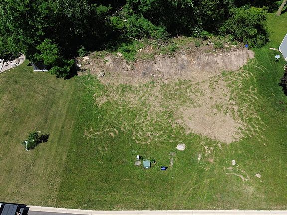 5th image of 349 Creekside Dr