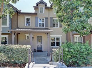 95 Orange Blossom Cir, Mission Viejo, CA 92694