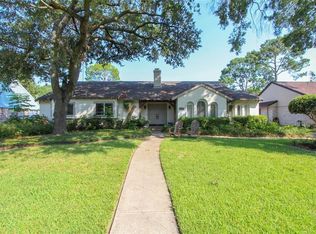 2115 Eaglerock Dr, Houston, TX 77080