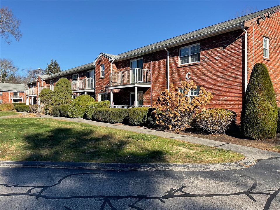 1st image of 14 Kingswood Dr #3