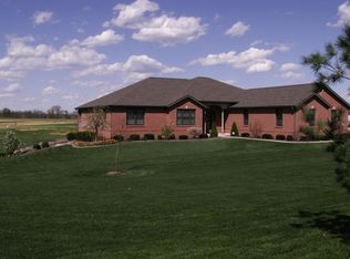 8615 Old Lebanon Troy Rd, Troy, IL 62294