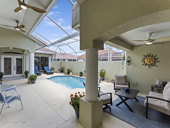 3rd image of 7432 Monterey Ct