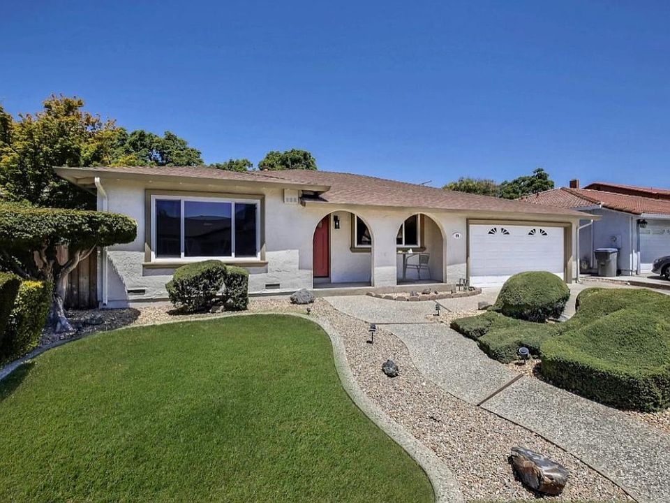 1st image of 69 Park Warren Pl