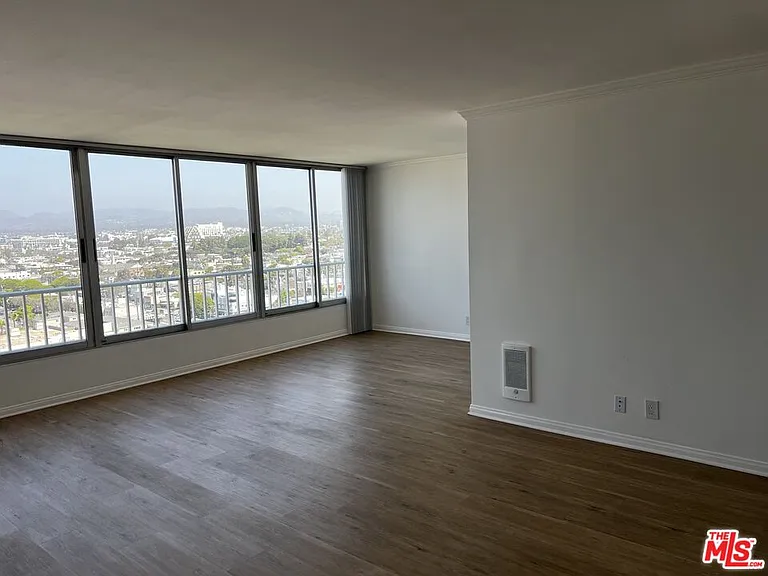 2800 Neilson Way #1521 — Photo 4